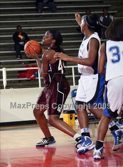 Thumbnail 3 in Cinco Ranch vs. Summit (McDonalds Texas Invitational) photogallery.