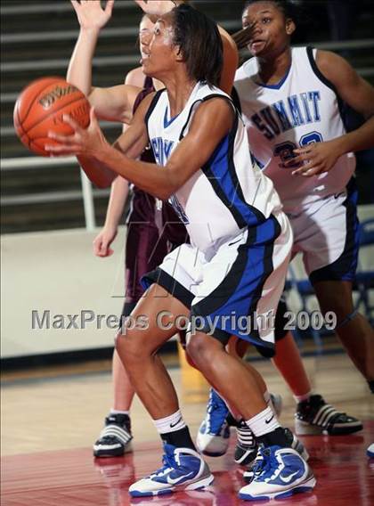 Thumbnail 2 in Cinco Ranch vs. Summit (McDonalds Texas Invitational) photogallery.