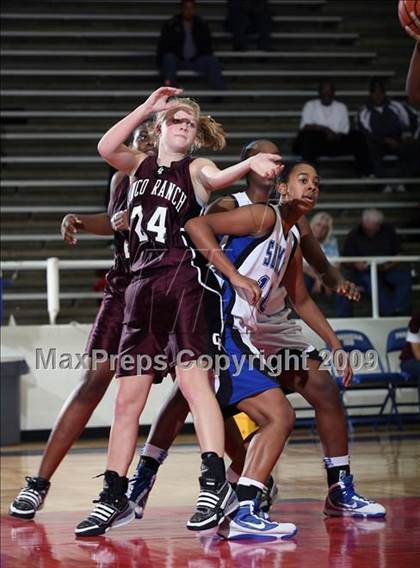 Thumbnail 3 in Cinco Ranch vs. Summit (McDonalds Texas Invitational) photogallery.