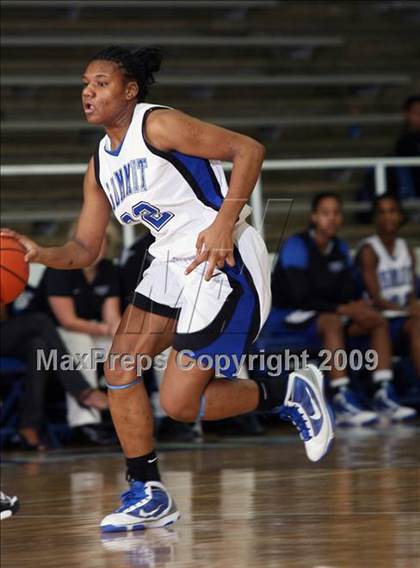Thumbnail 3 in Cinco Ranch vs. Summit (McDonalds Texas Invitational) photogallery.