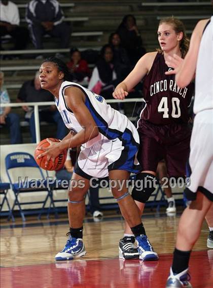 Thumbnail 3 in Cinco Ranch vs. Summit (McDonalds Texas Invitational) photogallery.