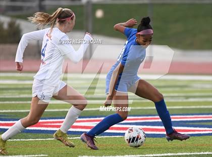 Thumbnail 1 in Los Alamitos vs. Santa Margarita (CIF State D1 SoCal Regional Final) photogallery.