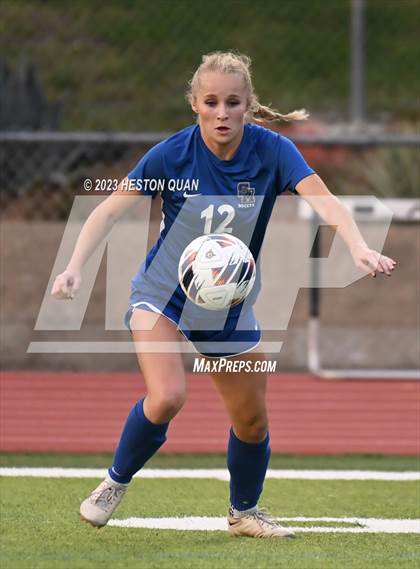 Thumbnail 1 in Los Alamitos vs. Santa Margarita (CIF State D1 SoCal Regional Final) photogallery.