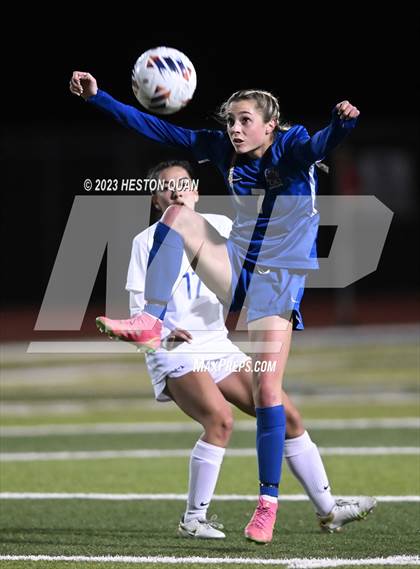 Thumbnail 1 in Los Alamitos vs. Santa Margarita (CIF State D1 SoCal Regional Final) photogallery.
