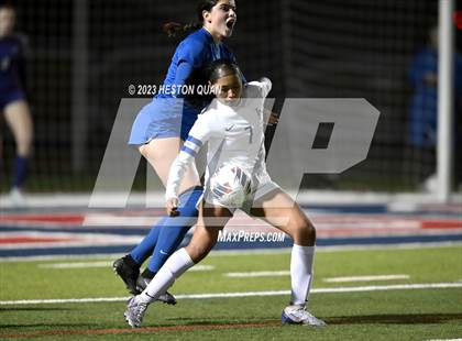 Thumbnail 2 in Los Alamitos vs. Santa Margarita (CIF State D1 SoCal Regional Final) photogallery.