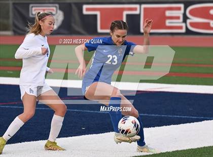 Thumbnail 3 in Los Alamitos vs. Santa Margarita (CIF State D1 SoCal Regional Final) photogallery.
