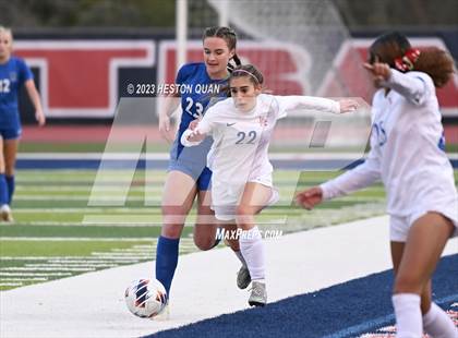 Thumbnail 1 in Los Alamitos vs. Santa Margarita (CIF State D1 SoCal Regional Final) photogallery.