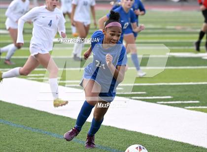 Thumbnail 1 in Los Alamitos vs. Santa Margarita (CIF State D1 SoCal Regional Final) photogallery.