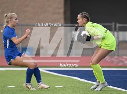 Thumbnail 3 in Los Alamitos vs. Santa Margarita (CIF State D1 SoCal Regional Final) photogallery.