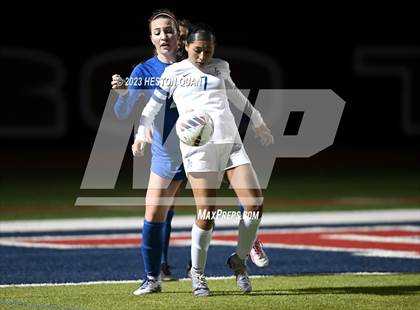 Thumbnail 1 in Los Alamitos vs. Santa Margarita (CIF State D1 SoCal Regional Final) photogallery.