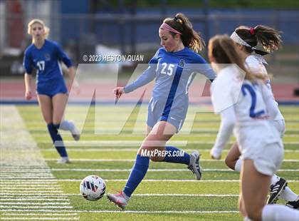 Thumbnail 3 in Los Alamitos vs. Santa Margarita (CIF State D1 SoCal Regional Final) photogallery.