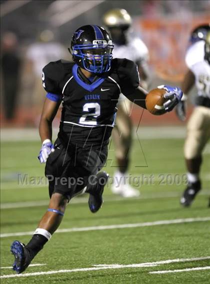Thumbnail 3 in Dallas Jesuit @ Hebron photogallery.