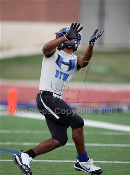 Thumbnail 2 in Dallas Jesuit @ Hebron photogallery.