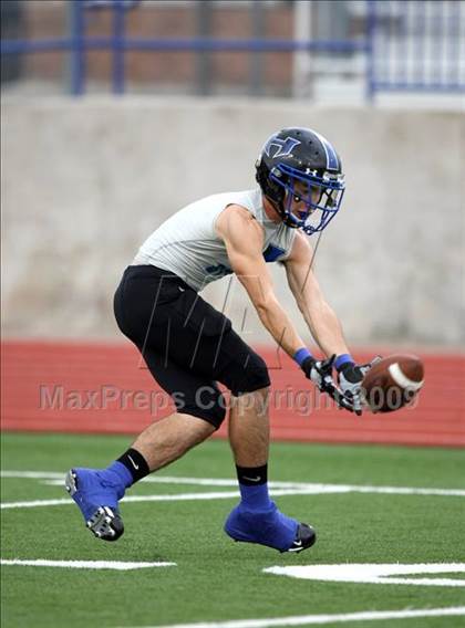 Thumbnail 1 in Dallas Jesuit @ Hebron photogallery.