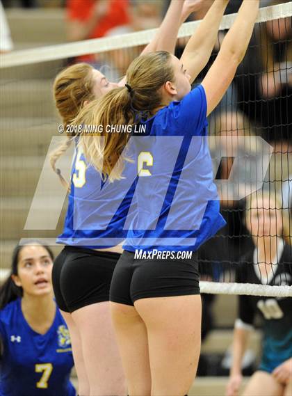 Thumbnail 2 in El Toro @ Aliso Niguel photogallery.