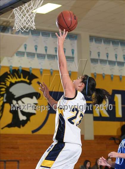 Thumbnail 3 in Rocklin vs. Oak Ridge (Trojan Toss-Up) photogallery.