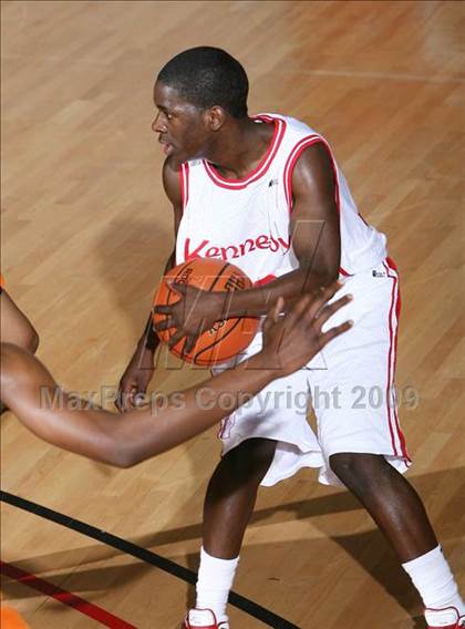 Thumbnail 1 in Jefferson vs Kennedy (PSAL AA Semifinal) photogallery.