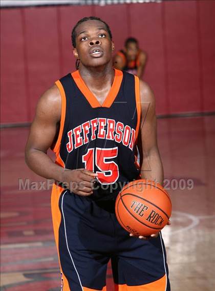 Thumbnail 2 in Jefferson vs Kennedy (PSAL AA Semifinal) photogallery.
