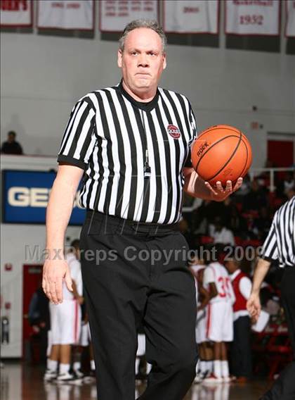 Thumbnail 2 in Jefferson vs Kennedy (PSAL AA Semifinal) photogallery.