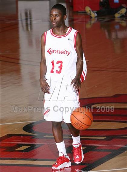 Thumbnail 2 in Jefferson vs Kennedy (PSAL AA Semifinal) photogallery.