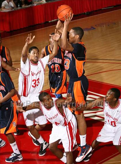 Thumbnail 3 in Jefferson vs Kennedy (PSAL AA Semifinal) photogallery.