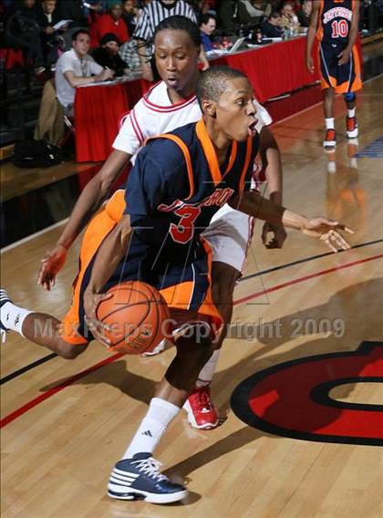 Thumbnail 3 in Jefferson vs Kennedy (PSAL AA Semifinal) photogallery.