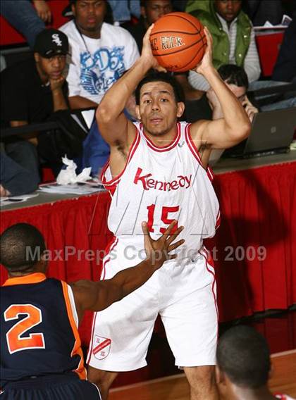 Thumbnail 2 in Jefferson vs Kennedy (PSAL AA Semifinal) photogallery.