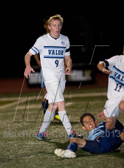 Thumbnail 3 in Valor Christian vs. Vista PEAK Prep (CHSAA 4A 1st Round) photogallery.