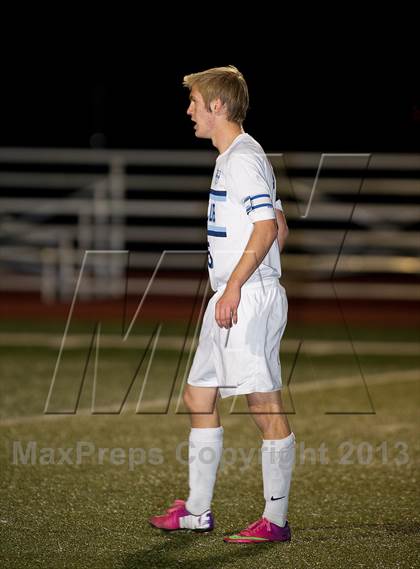 Thumbnail 2 in Valor Christian vs. Vista PEAK Prep (CHSAA 4A 1st Round) photogallery.