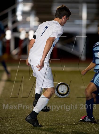 Thumbnail 1 in Valor Christian vs. Vista PEAK Prep (CHSAA 4A 1st Round) photogallery.