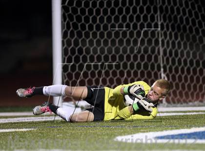 Thumbnail 2 in Pomona @ Valor Christian photogallery.