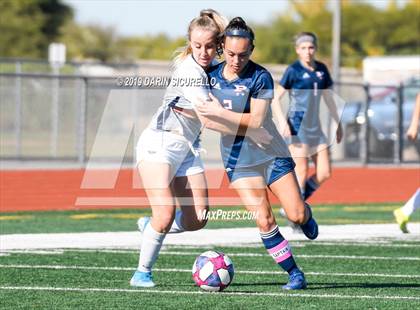 Thumbnail 2 in Pinnacle vs. Casteel (Coyote Classic Tournament) photogallery.