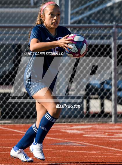 Thumbnail 3 in Pinnacle vs. Casteel (Coyote Classic Tournament) photogallery.