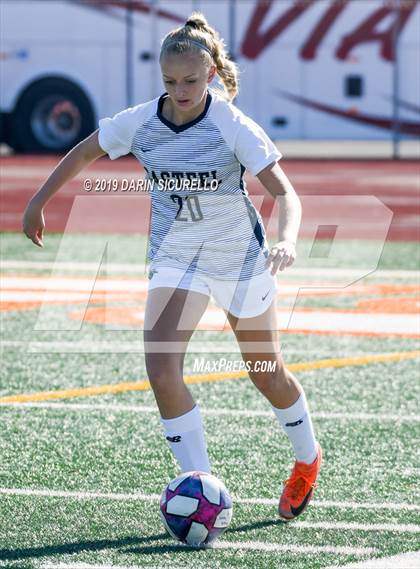 Thumbnail 1 in Pinnacle vs. Casteel (Coyote Classic Tournament) photogallery.