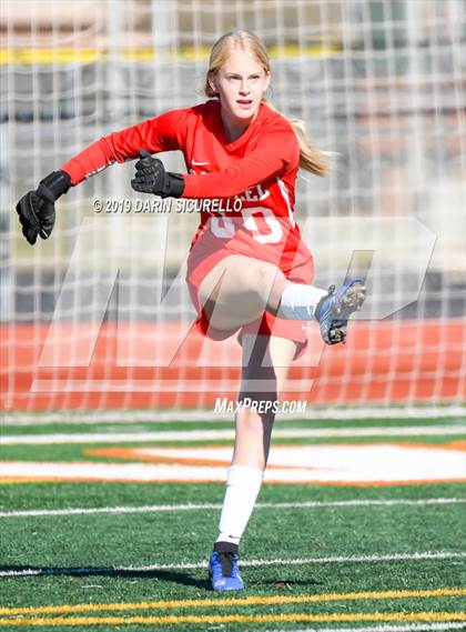 Thumbnail 3 in Pinnacle vs. Casteel (Coyote Classic Tournament) photogallery.