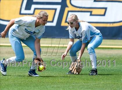 Thumbnail 1 in Ramona vs University City (CIF SDS D3 Final) photogallery.
