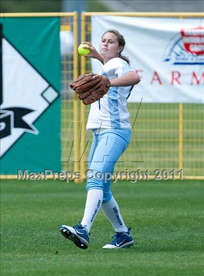 Thumbnail 1 in Ramona vs University City (CIF SDS D3 Final) photogallery.
