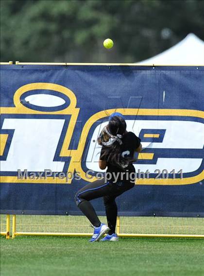 Thumbnail 2 in Ramona vs University City (CIF SDS D3 Final) photogallery.
