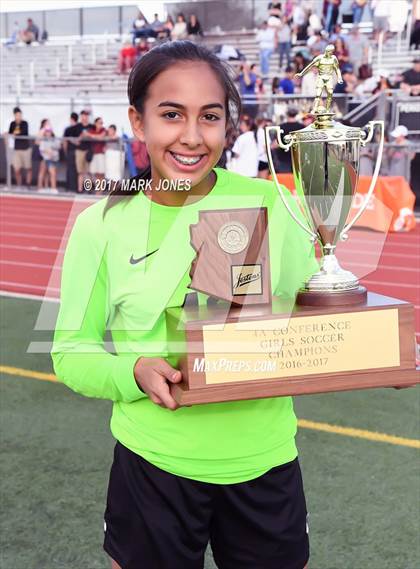 Thumbnail 3 in Salpointe Catholic vs. Thunderbird (AIA 4A Final Awards Photos) photogallery.