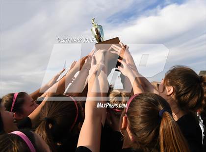 Thumbnail 3 in Salpointe Catholic vs. Thunderbird (AIA 4A Final Awards Photos) photogallery.