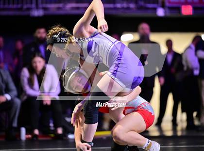 Thumbnail 3 in UIL Wrestling 6A Finals (100lb - 132lb) photogallery.