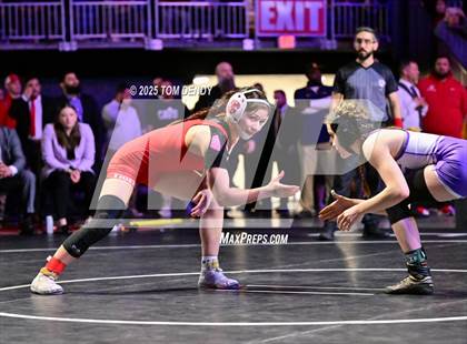 Thumbnail 1 in UIL Wrestling 6A Finals (100lb - 132lb) photogallery.
