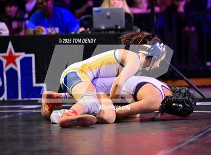 Thumbnail 3 in UIL Wrestling 6A Finals (100lb - 132lb) photogallery.