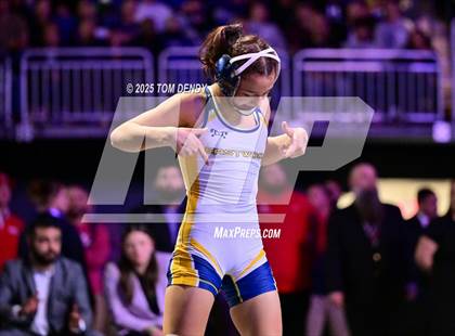 Thumbnail 3 in UIL Wrestling 6A Finals (100lb - 132lb) photogallery.