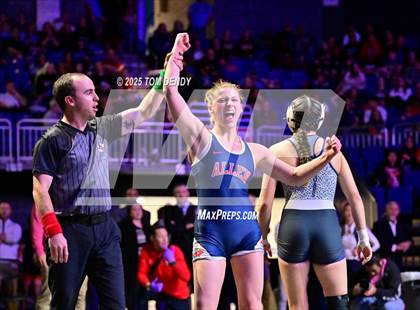 Thumbnail 2 in UIL Wrestling 6A Finals (100lb - 132lb) photogallery.