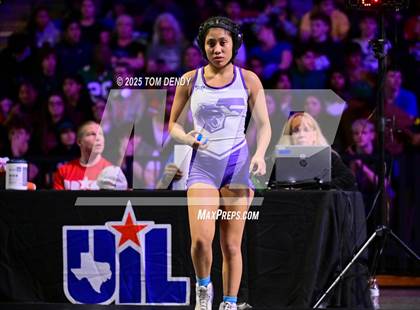Thumbnail 3 in UIL Wrestling 6A Finals (100lb - 132lb) photogallery.