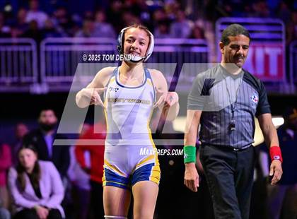 Thumbnail 2 in UIL Wrestling 6A Finals (100lb - 132lb) photogallery.