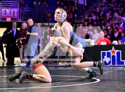 Thumbnail 2 in UIL Wrestling 6A Finals (100lb - 132lb) photogallery.