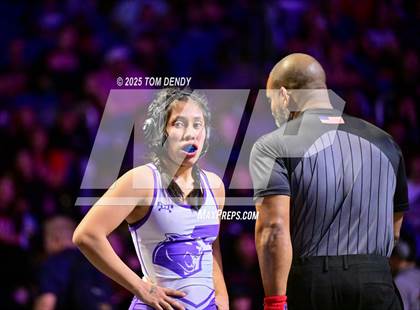 Thumbnail 2 in UIL Wrestling 6A Finals (100lb - 132lb) photogallery.