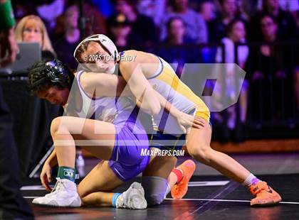 Thumbnail 3 in UIL Wrestling 6A Finals (100lb - 132lb) photogallery.